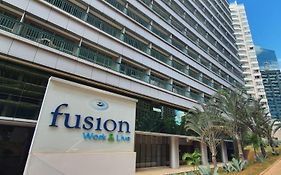 FLAT FUSION EXPRESS, AO LADO DA ESPLANADA DOS MINISTÉRIOS E DO ESTÁDIO MANÉ GARRINCHA, COM ESTACIONAMENTO GRÁTIS, SMART TV, WI-FI, PISCINA, ACADEMIA, RECEPÇÃO 24HS By REI DOS FLATS
